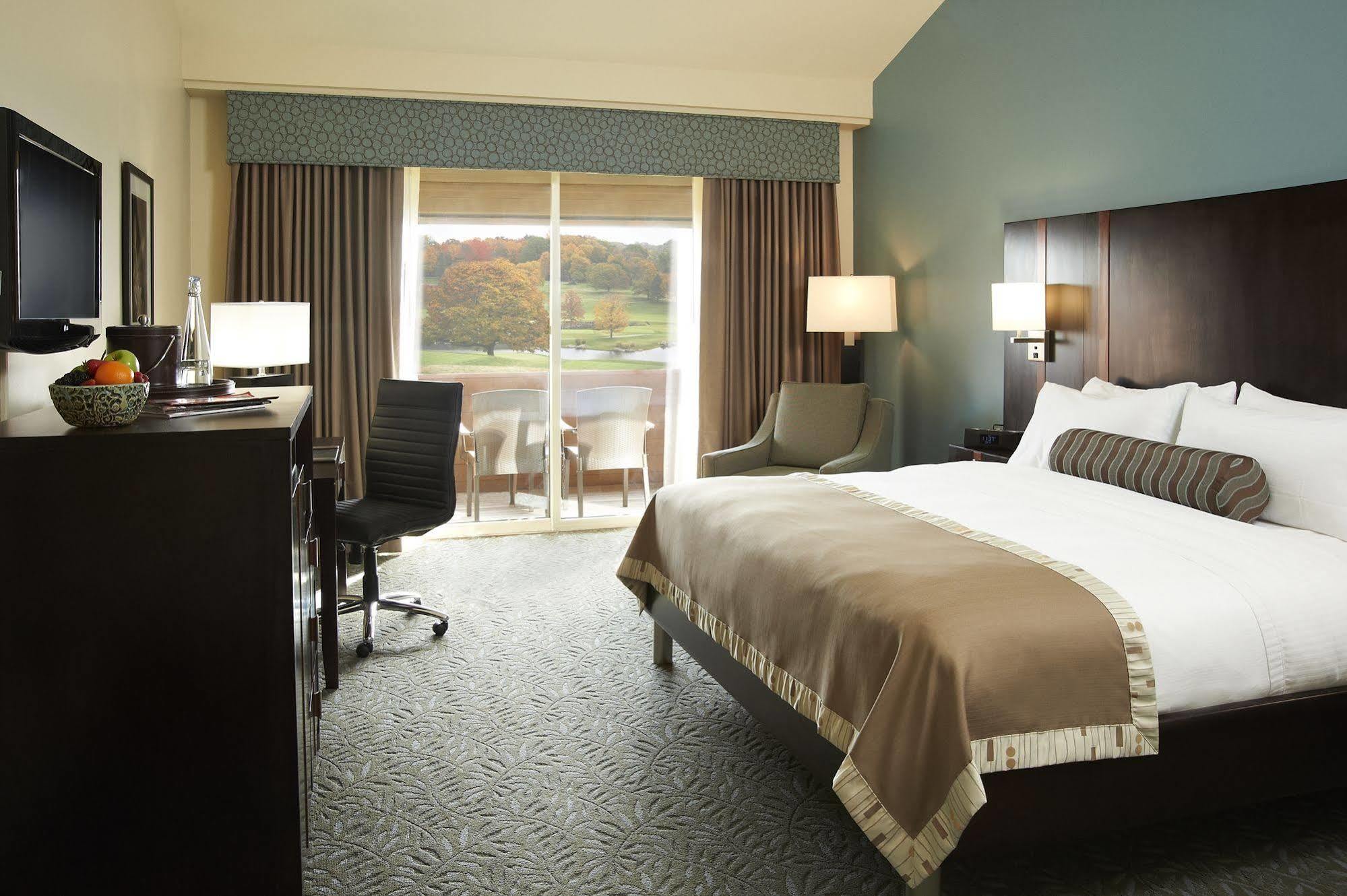 Chubb Hotel & Conference Center Lafayette Hill Esterno foto